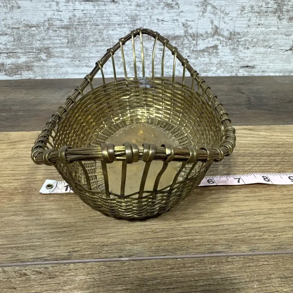 Vintage Woven Brass Bread Basket Gondola Oval Shape Made In India 11